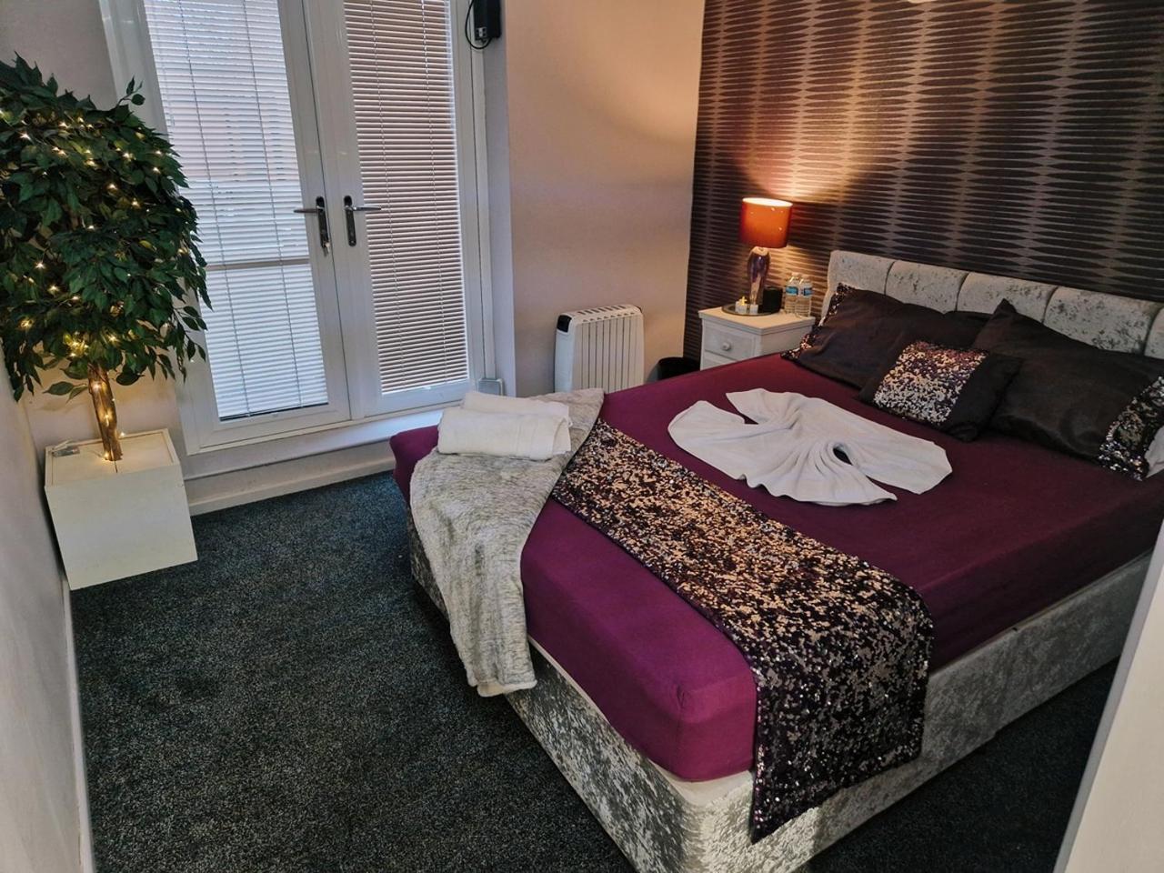 The Ivy Garden Suite (Adults Only) Handsworth 외부 사진